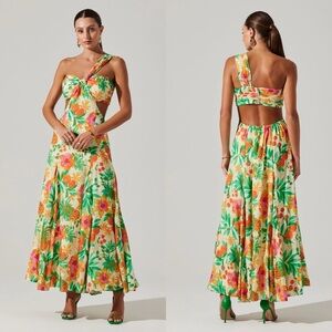 strapless open back dress Rasya One-Shoulder Pleated Maxi Dress main image 1